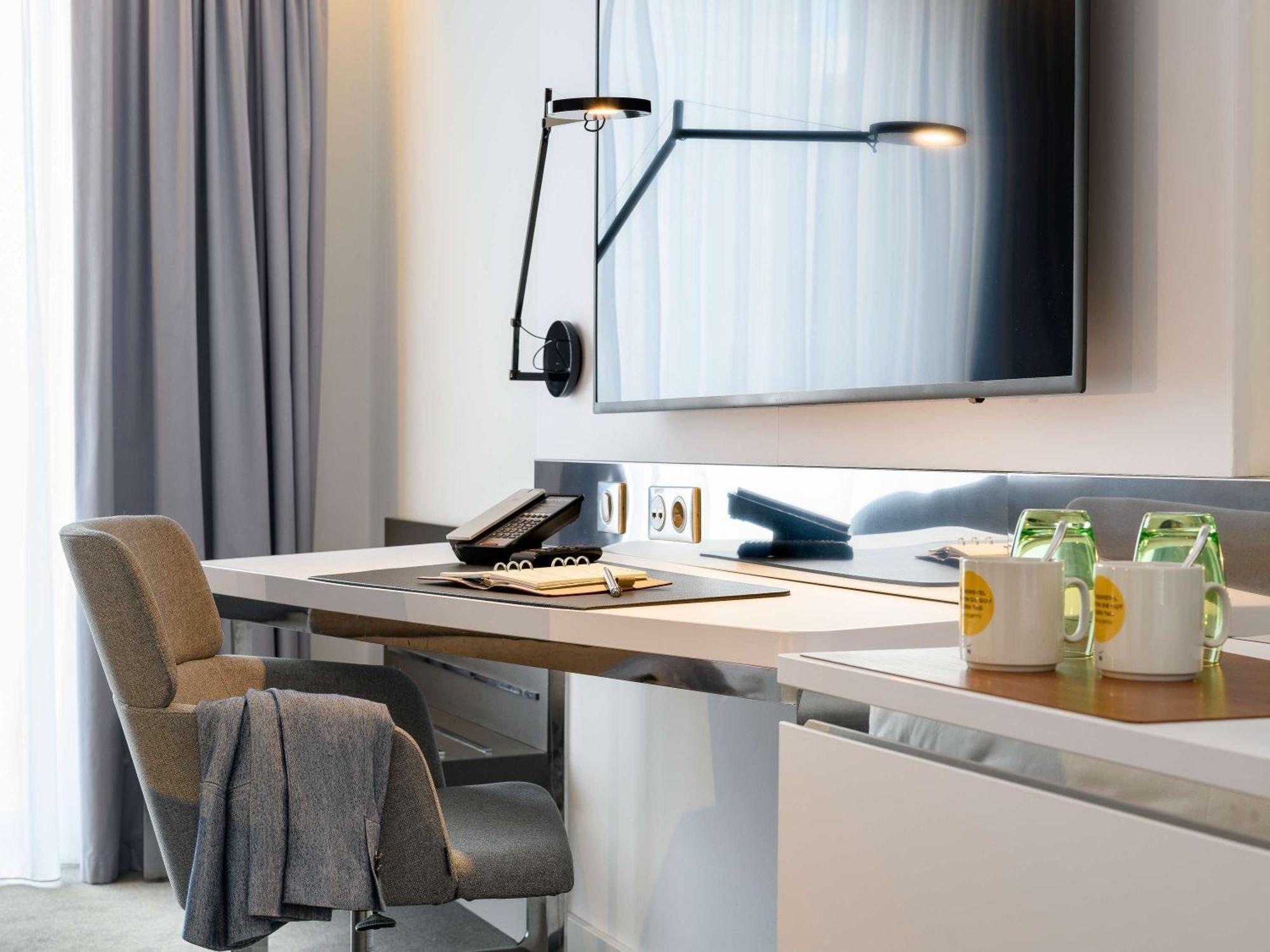 Hotel Novotel Hauptbahnhof 4*